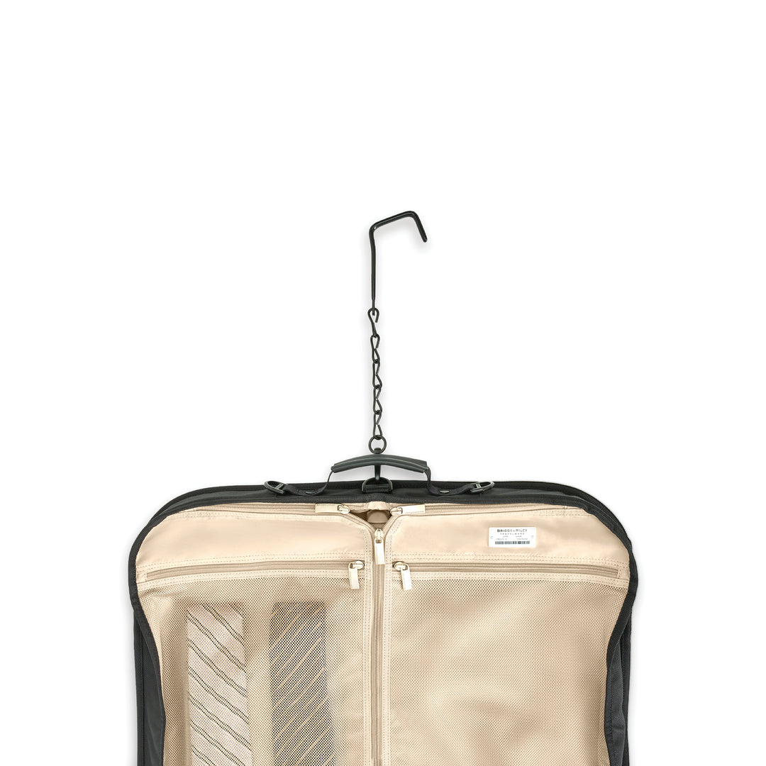 Baseline Classic Garment Bag