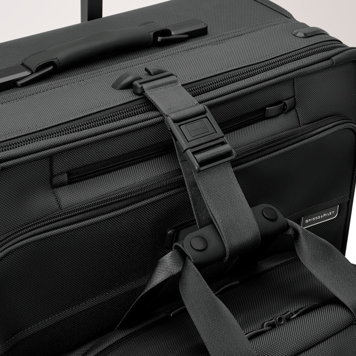 Baseline Global Carry-on Spinner Black