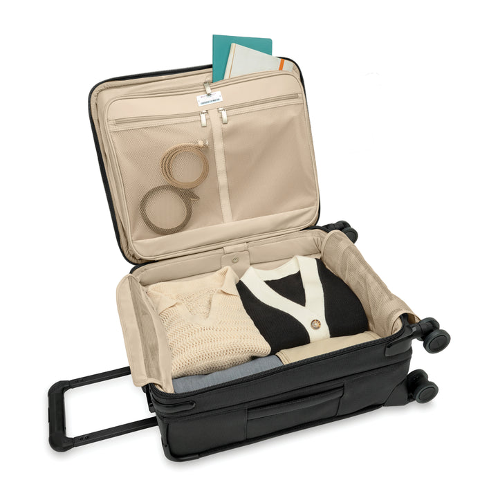 Baseline Global Carry-on Spinner Black