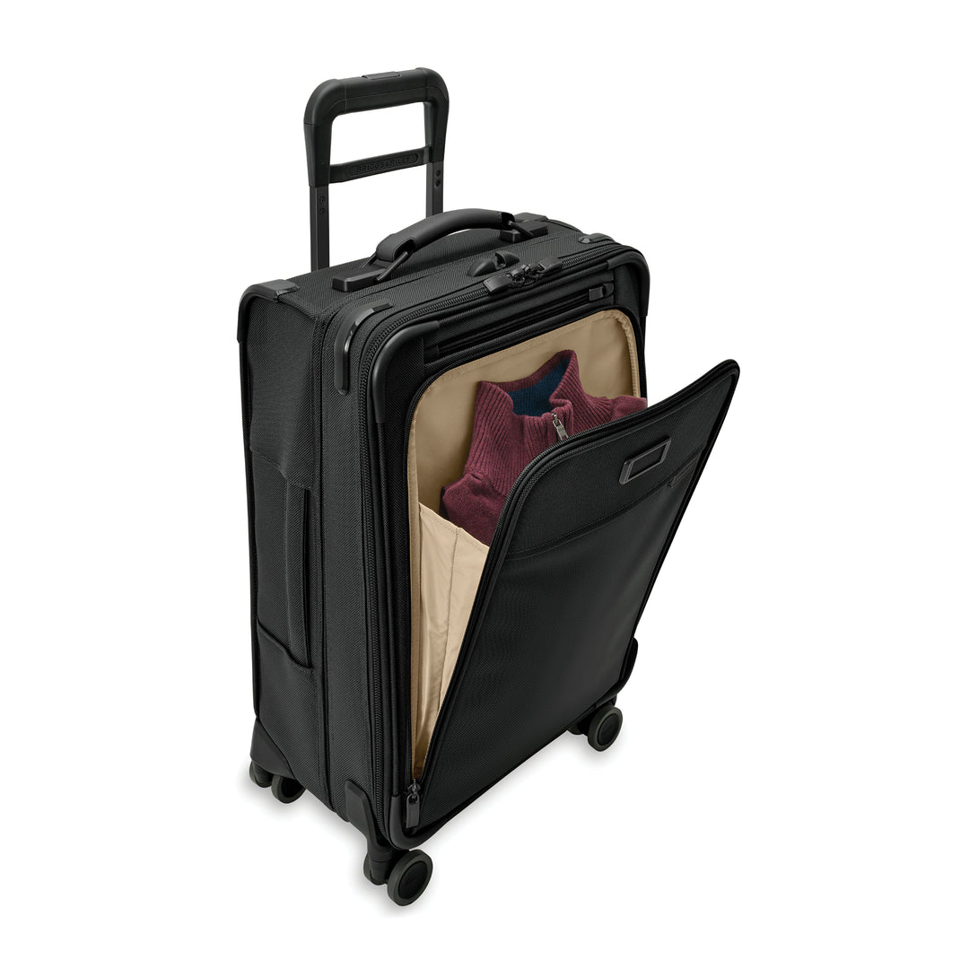 Baseline Essential Carry On Spinner Black