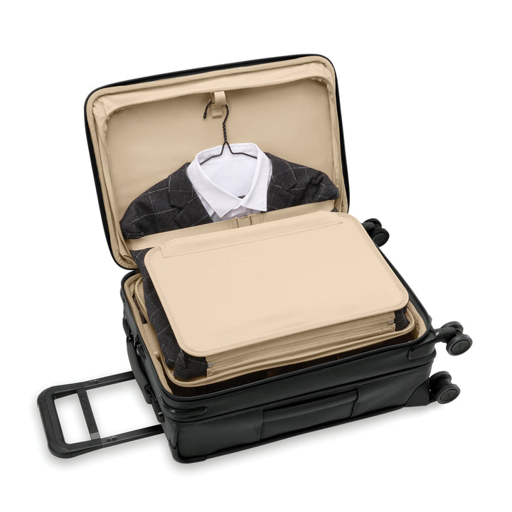 Baseline Essential Carry On Spinner Black