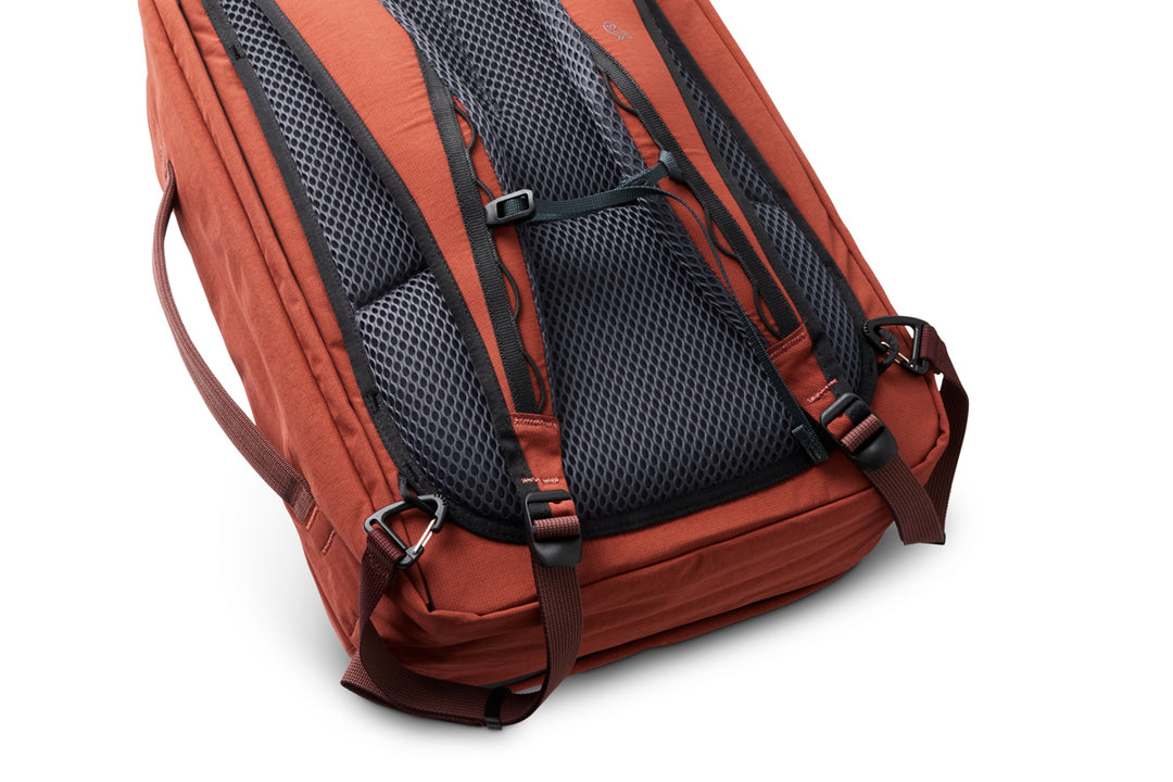 Lite Travel Pack 30L - Clay