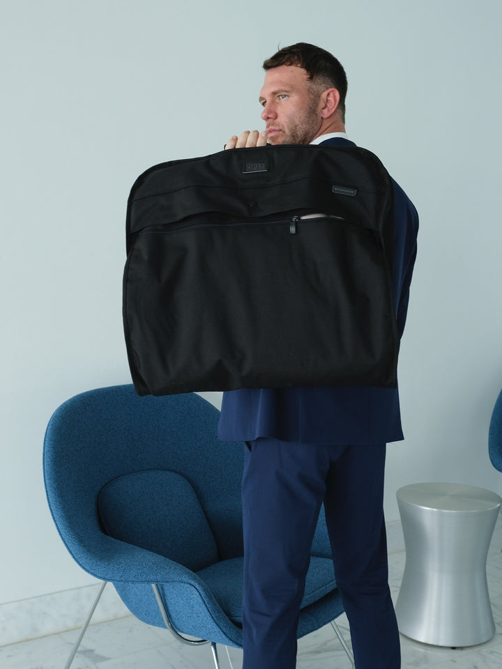 Baseline Classic Garment Bag