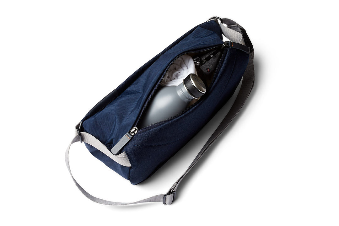 Bellroy Sling - Navy